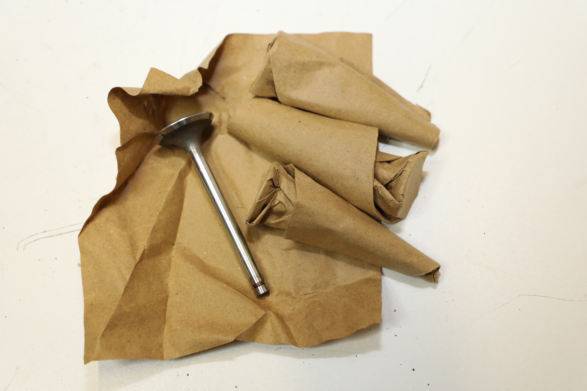 Клапан впускной  ГАЗ 3302 (УМЗ 274, Evotech 2.7 дв)