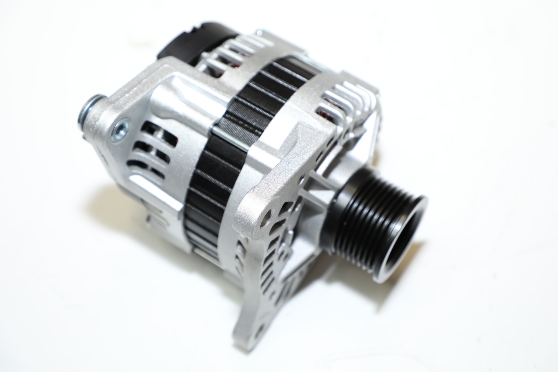 Генератор ГАЗ-3309,ПАЗ дв.CUMMINS ISF 3.8