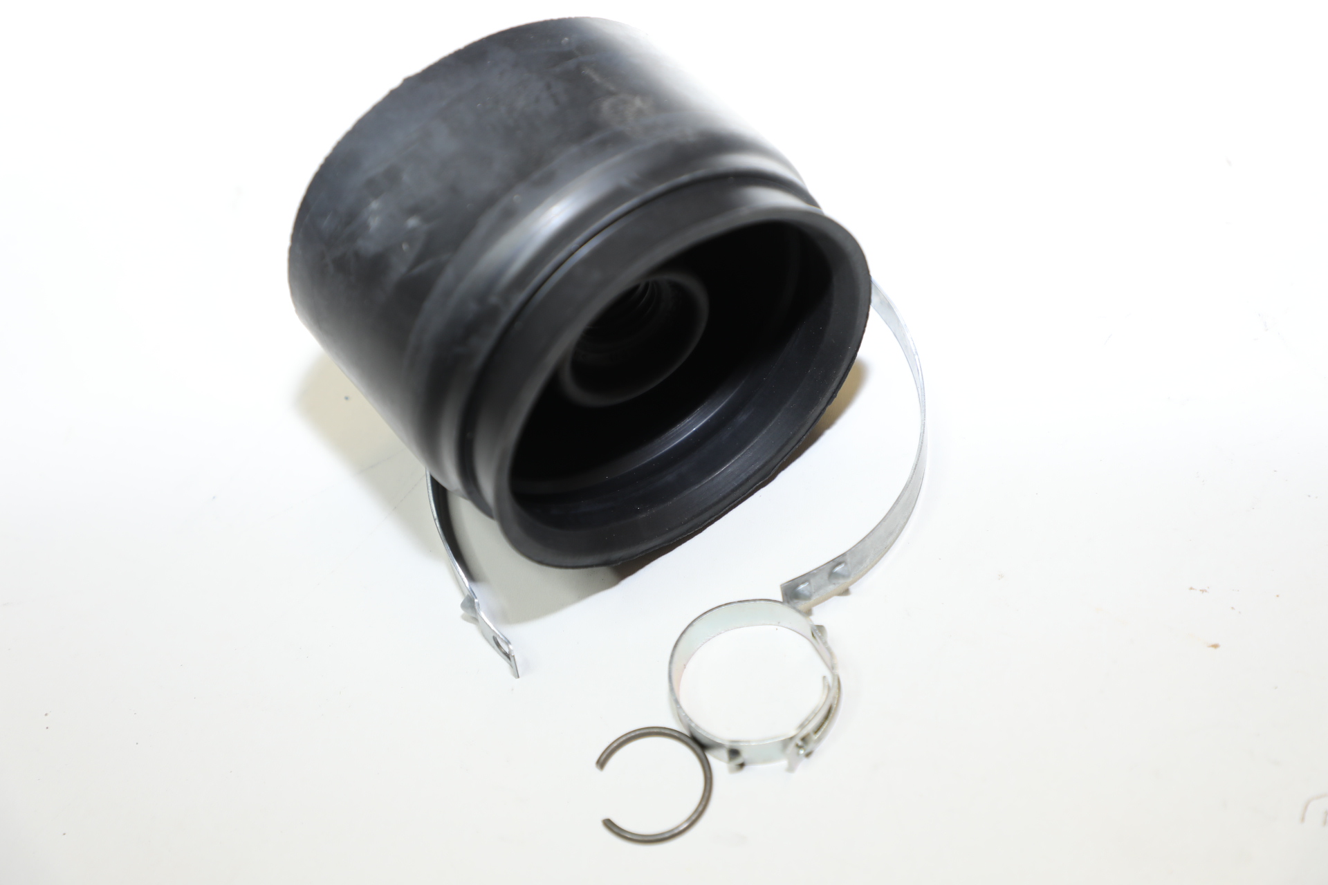 Пыльник шруса LADA 2121 (внутр.кмпл. хомуты/смазка) (K102421) KRONER