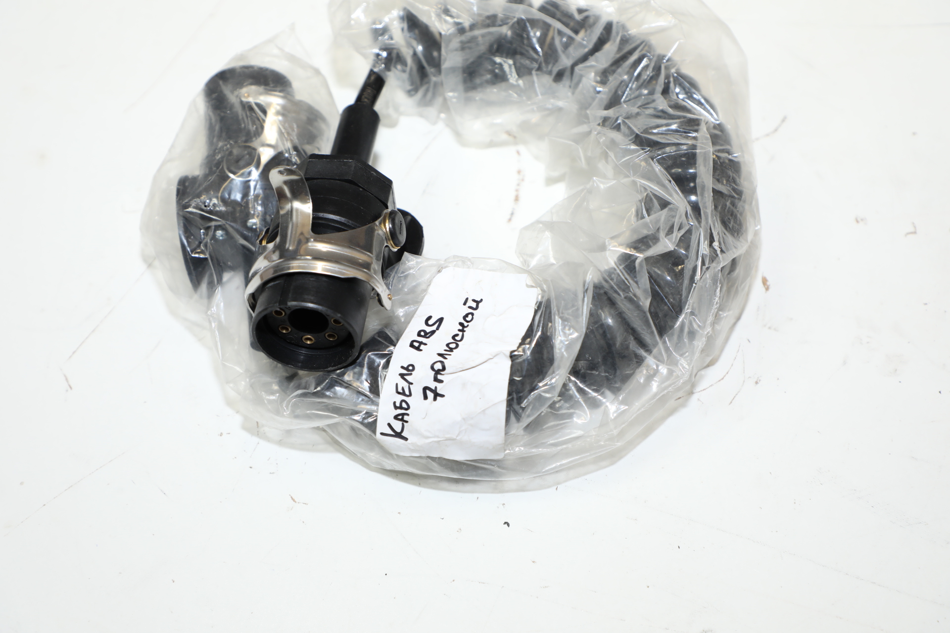 // Кабель соеденительный USB 2.0 5 Bites 1,8 м 