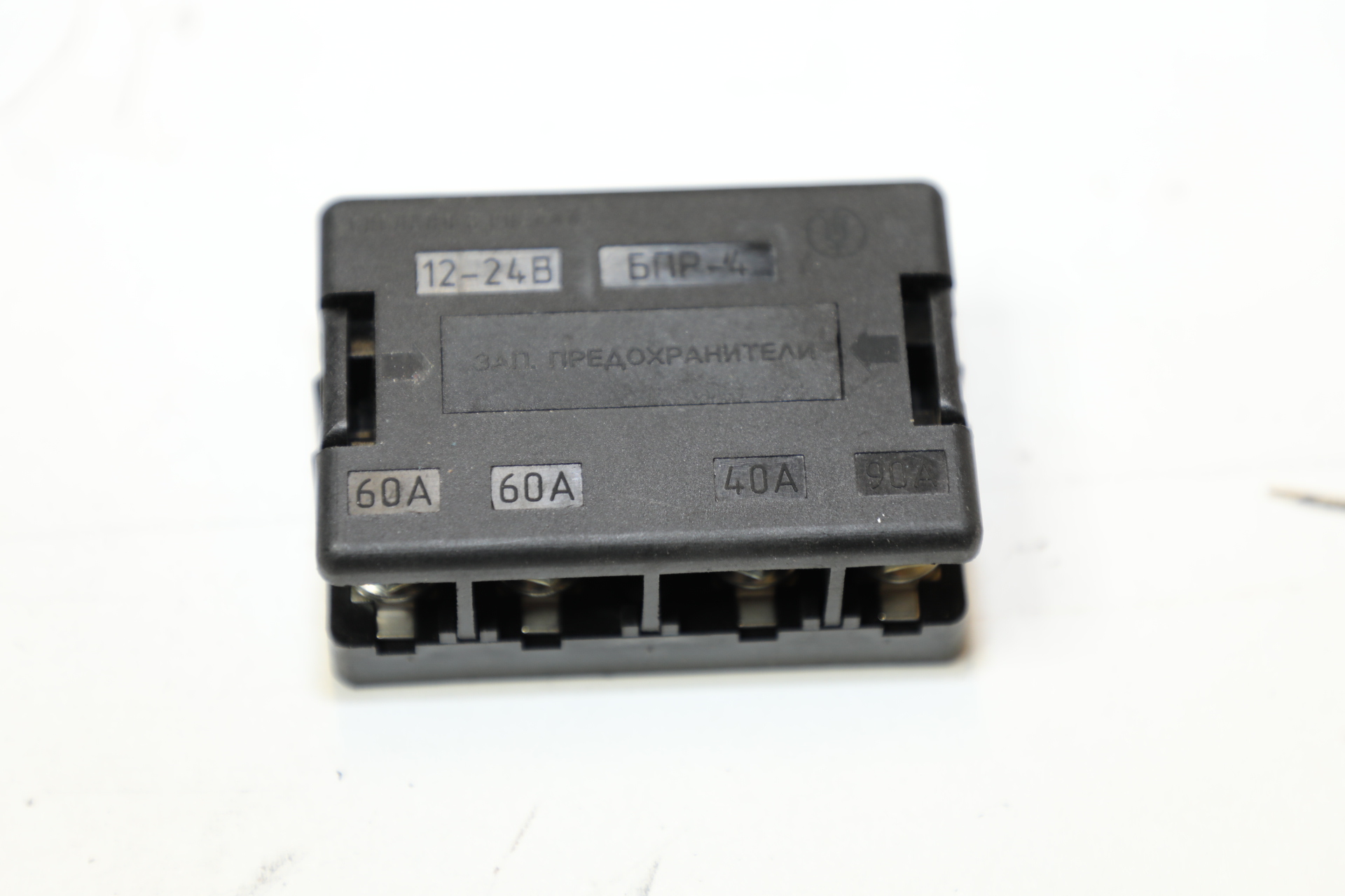 //Блок предохранителей NEXT дв.Cummins