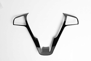 Накладка руля Лада Веста / XRAY / Ларгус FL (Мутон, с отверстиями для кнопок)