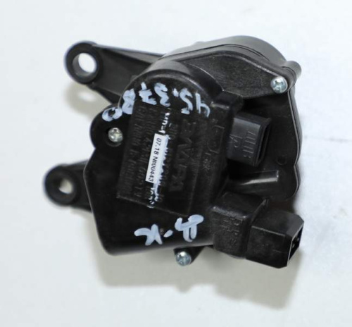 // Моторедуктор крана отопителя ВАЗ-2110 и мод. н/о дв 1,6 ( с 2 фишками) Группа Омега /