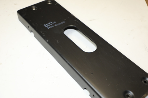 //Бампер передний центральный МАЗ